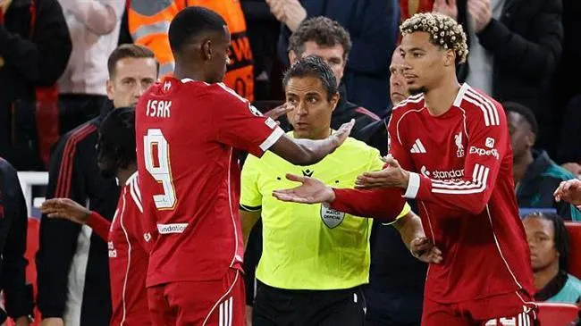 Giám đốc Liverpool Richard Hughes và HLV Arne Slot Giám đốc Liverpool Richard Hughes và HLV Arne Slot