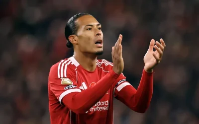 Van Dijk 'nổi giận' với Rooney: 'Cựu danh thủ đừng chỉ trích cầu thủ trẻ để câu view!' 1